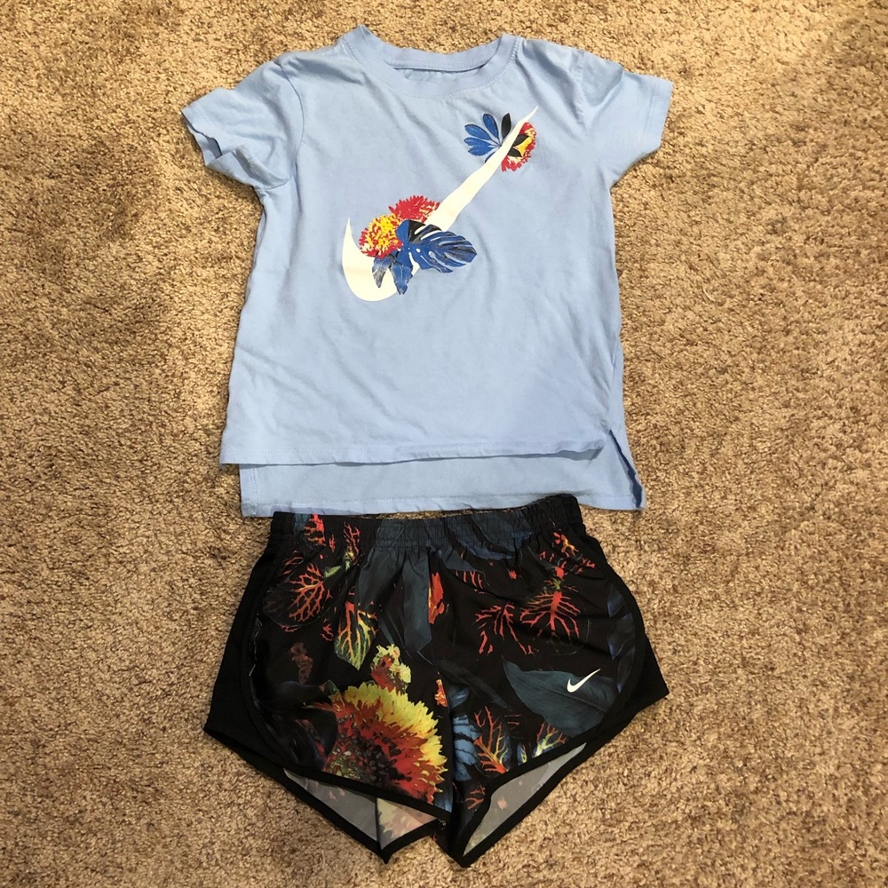 Nike Girls Size Small 7/8 Nike Dri-Fit Top Shorts